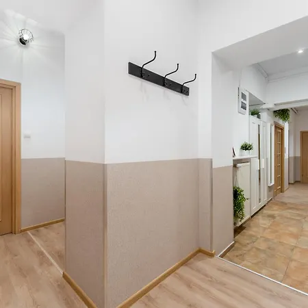 Hala Targowa * Krakov